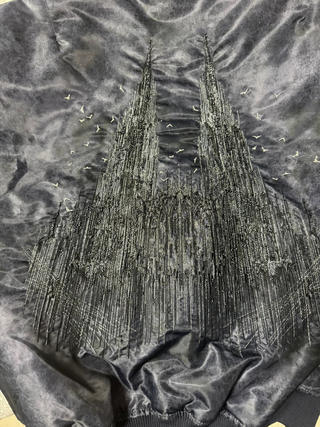 (새상품)25fw 언더마이카 할로윈 봄버 상품이미지3