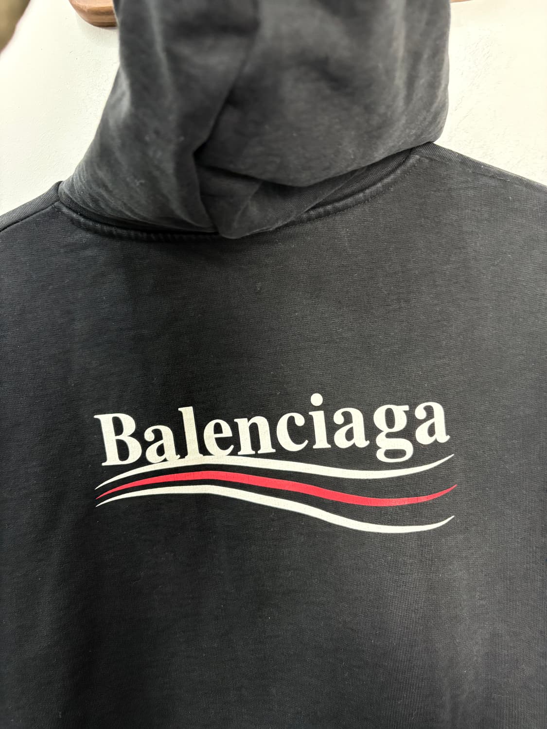 발렌시아가 폴리티컬 캠페인 후드라지핏 블랙 A3641 상품이미지5