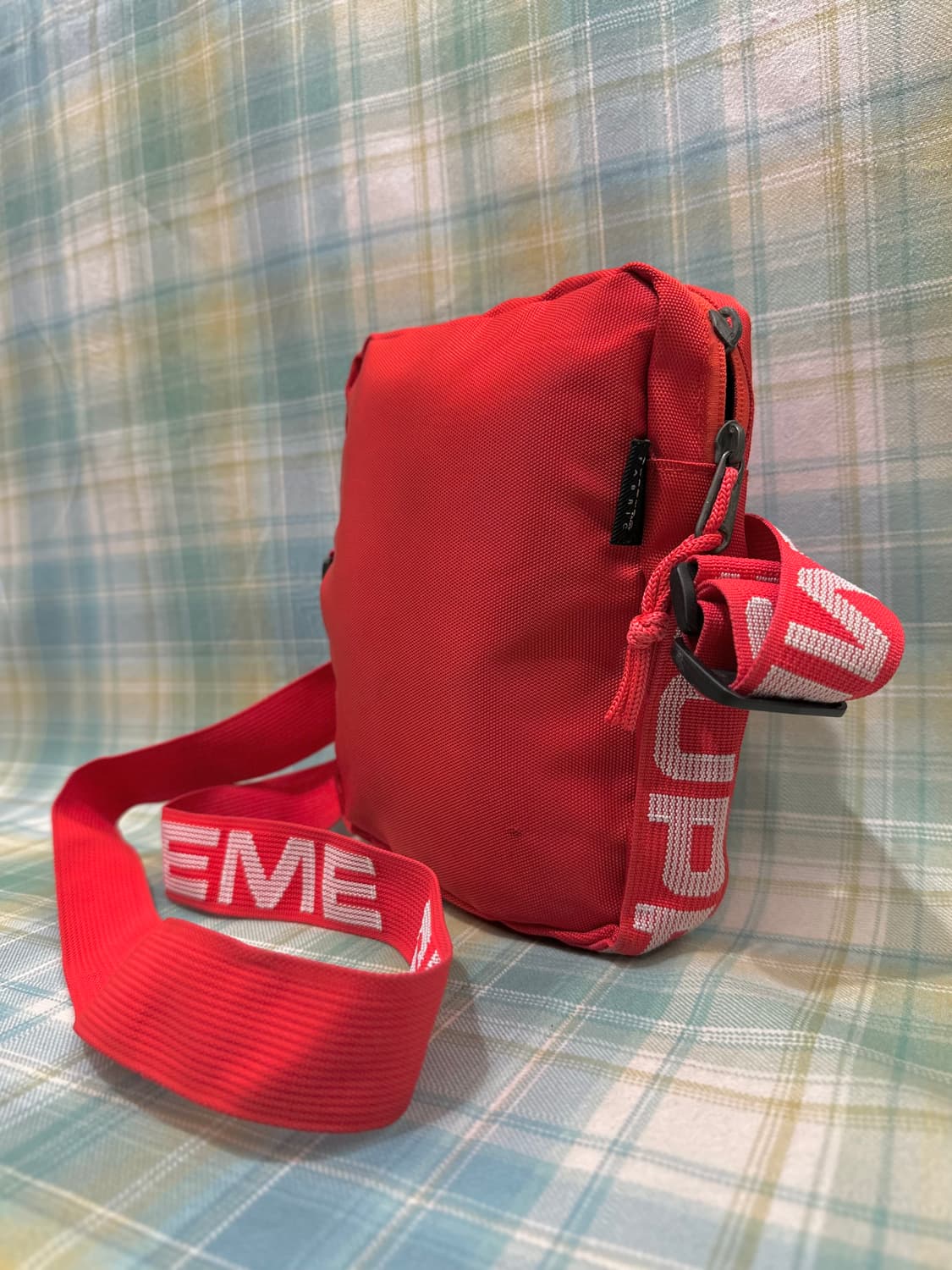 Supreme Red Mini Cross Bag 상품이미지4