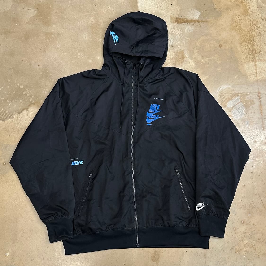 XXL 나이키 NSW 에센셜+ 우븐 윈드러너 블랙 바람막이 상품이미지2
