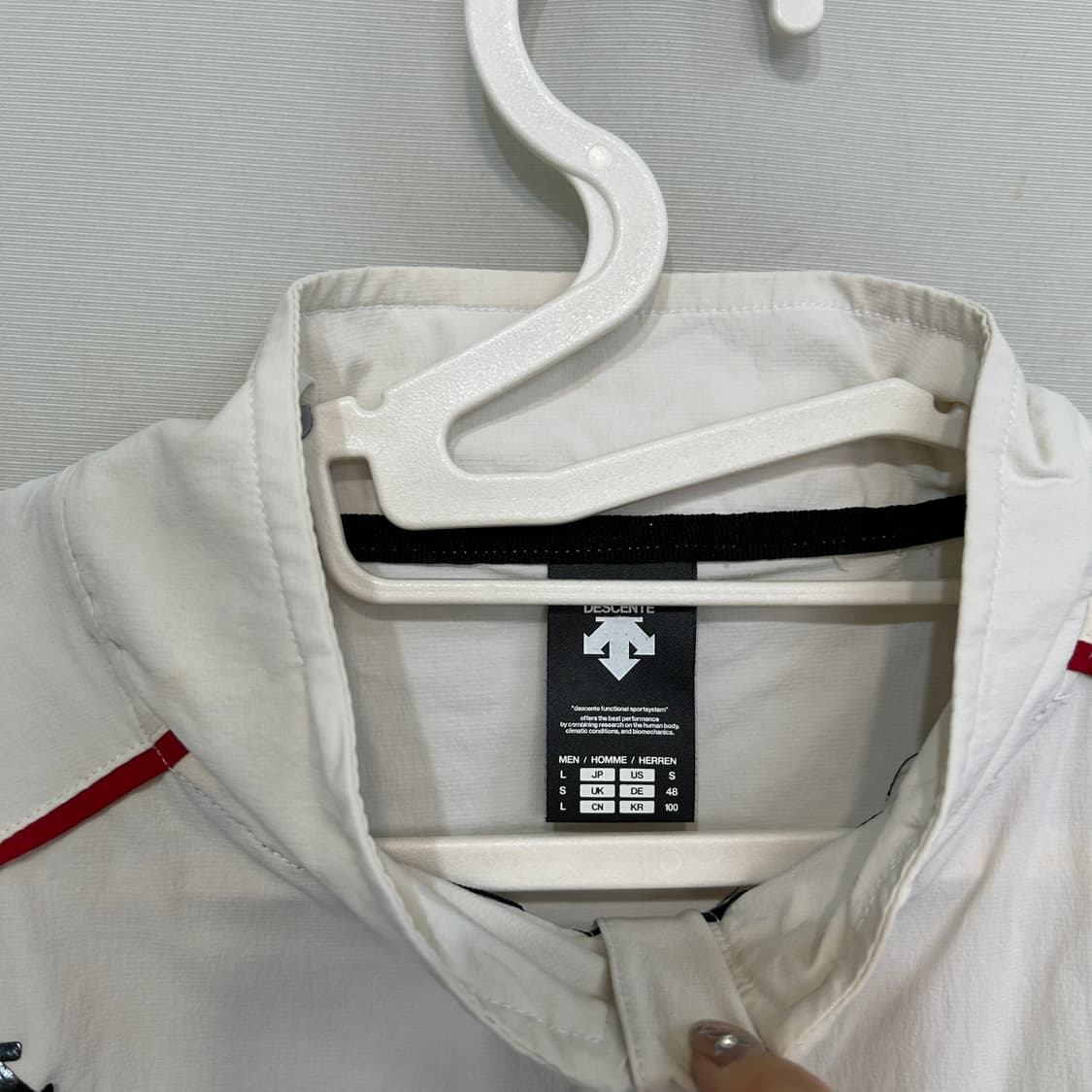 데상트 남성 아노락 바람막이 100 상품이미지2