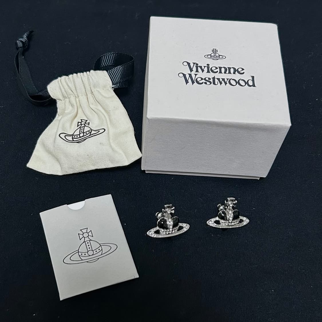 비비안웨스트우드 아망떼 귀걸이 펑크 고스 나나 상품이미지1