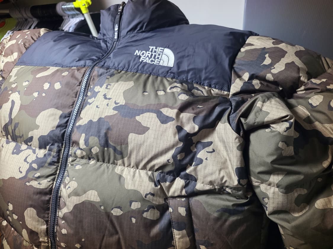 노스페이스 우드랜드 카모 눕시 패딩 2XL 상품이미지1