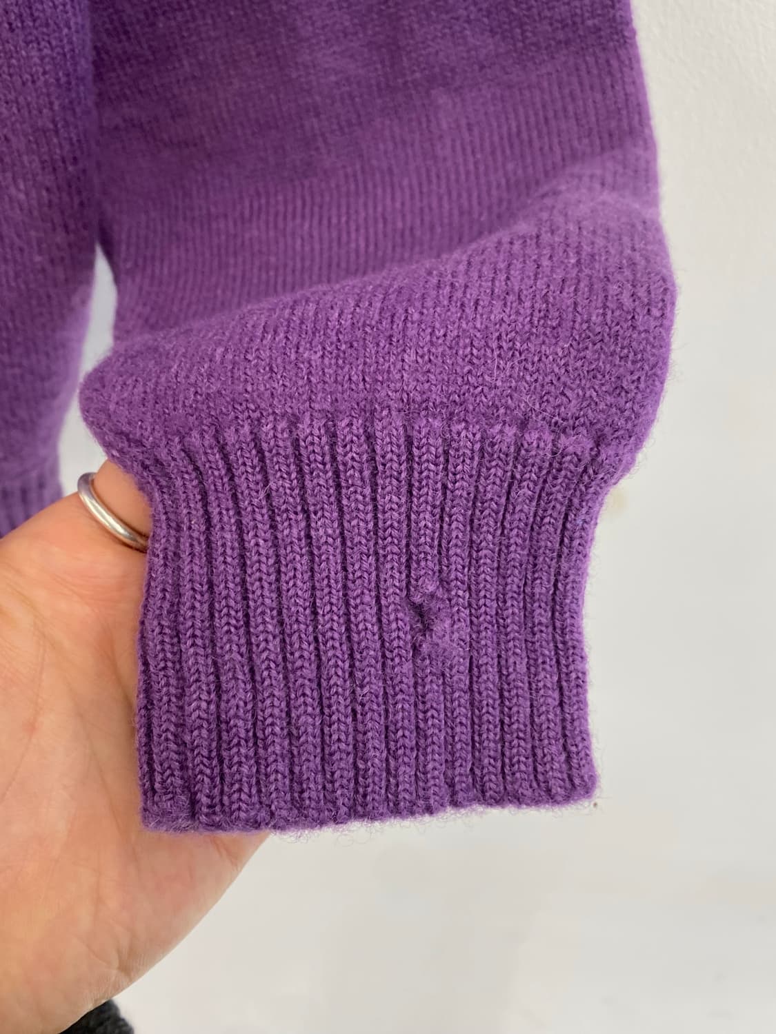 [M] 90s CVQ PER UOMO 자수 디테일 니트 상품이미지5