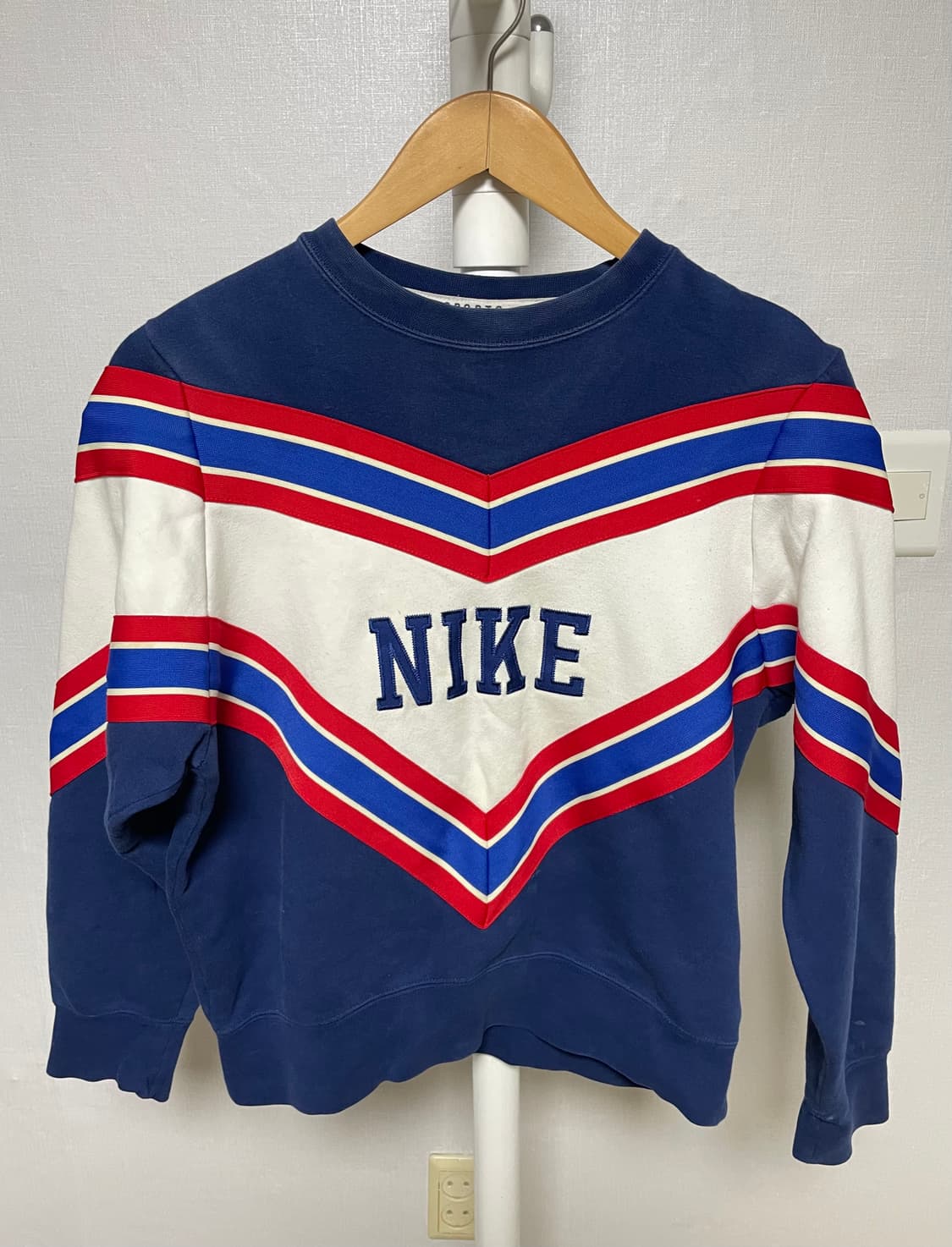 나이키 90s 맨투맨 상품이미지1