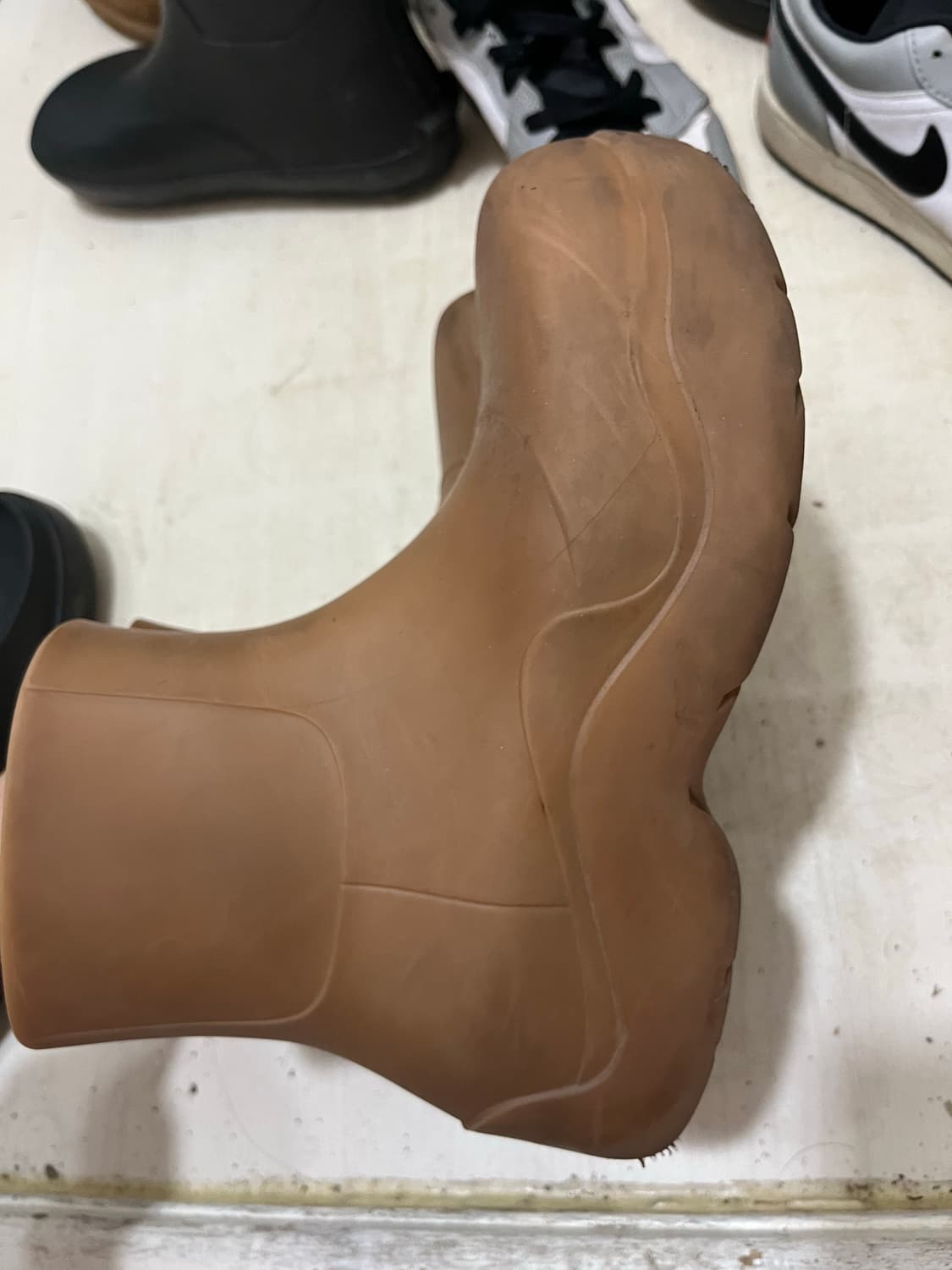 보테가베네타 퍼들 부츠 40 상품이미지3