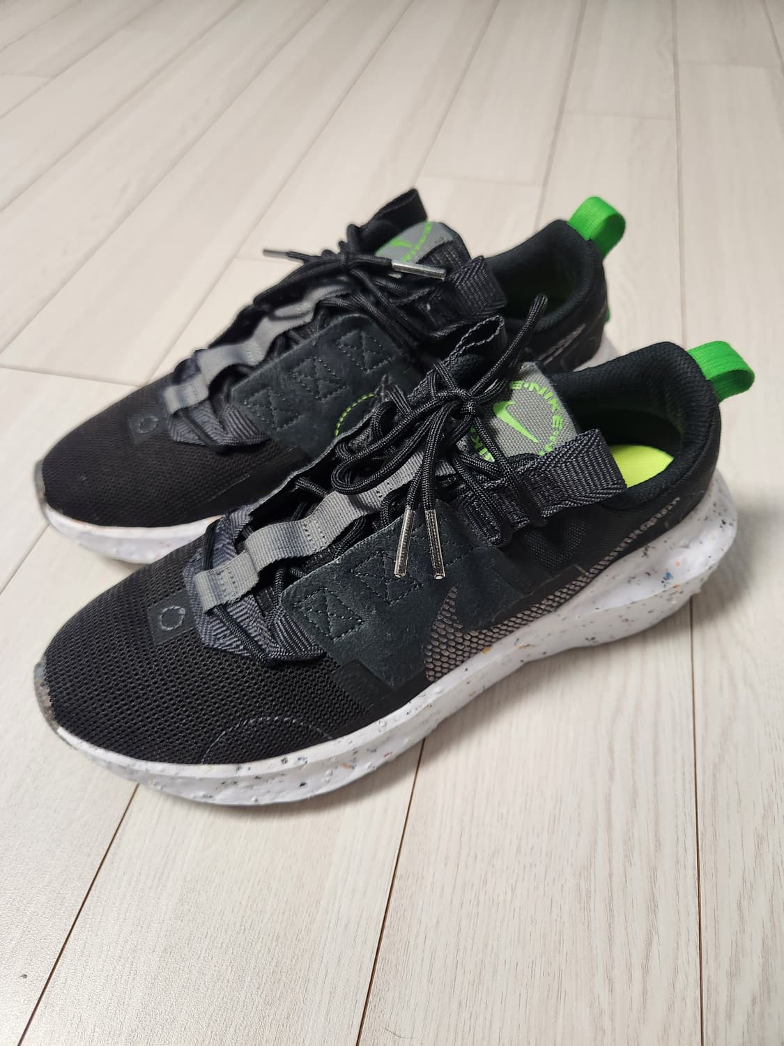 새상품급)나이키 운동화 크레이터 임팩트 블랙 다크 스모크 그레이 사이즈2 상품이미지1