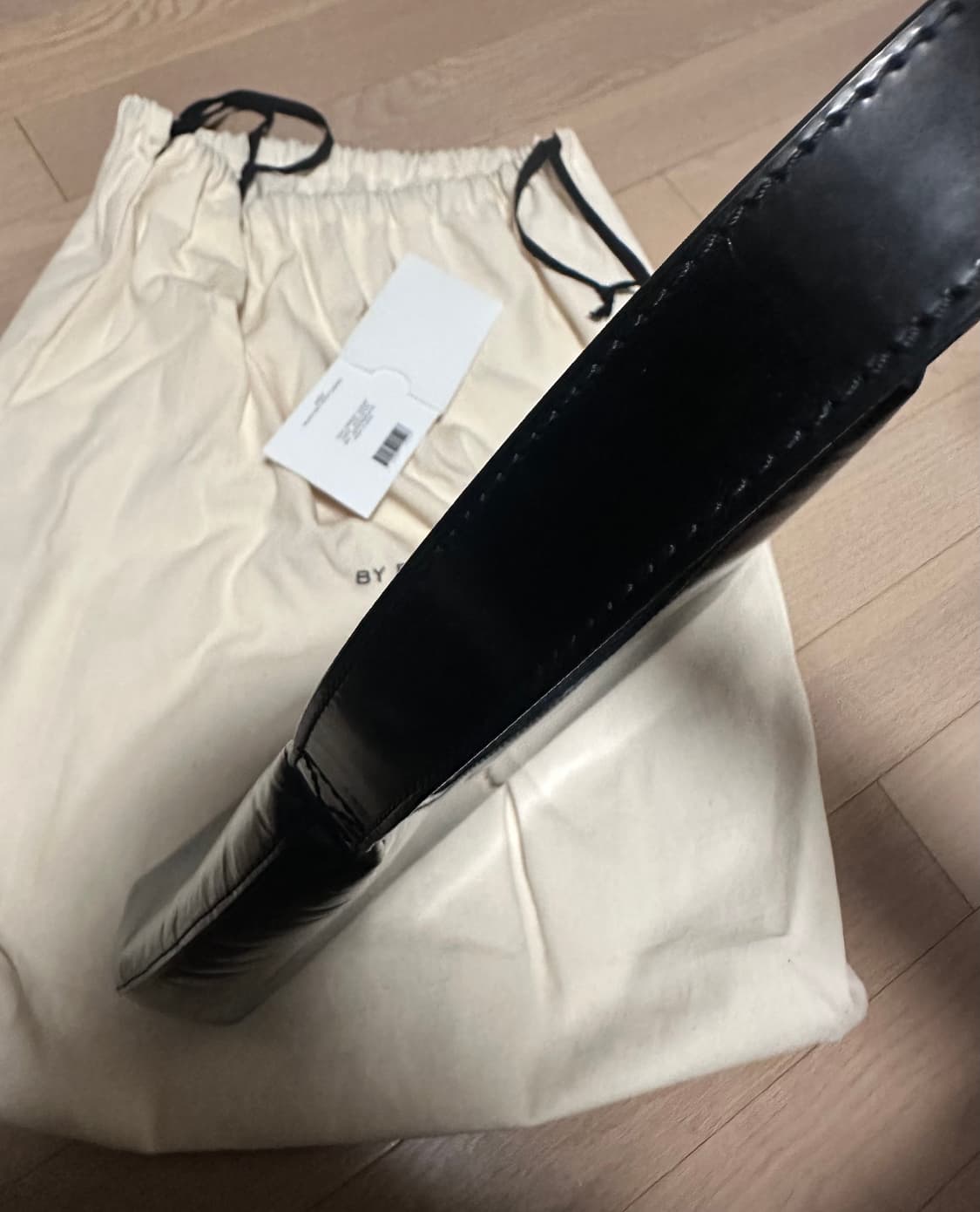 바이파 앰버백 헤일리, 켄달 제너, 제니 백 상품이미지9