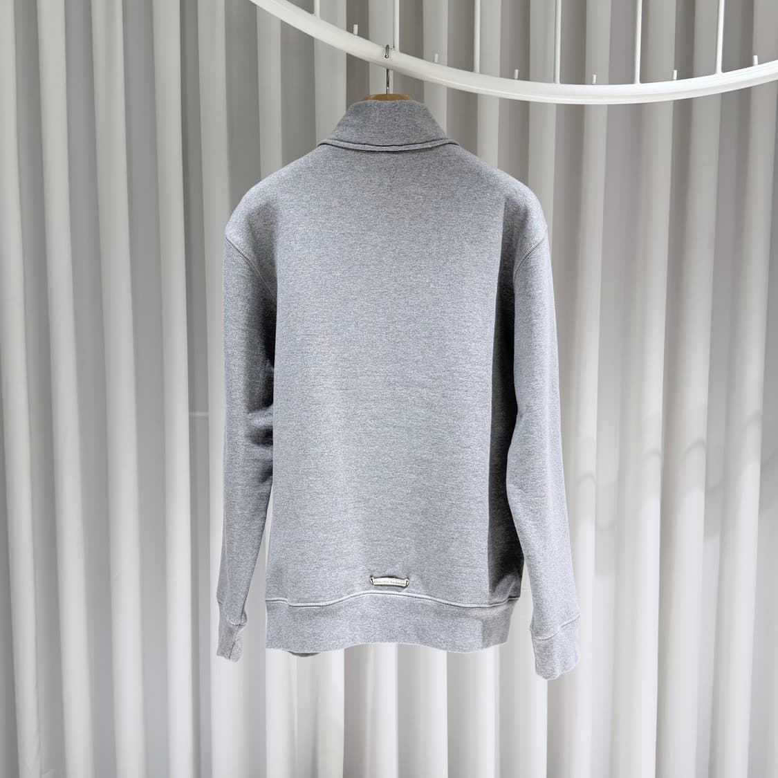 (A+/M) / 크롬하츠 크로스 레더 패치 하프집업 풀오버 그레이 맨투맨 상품이미지4