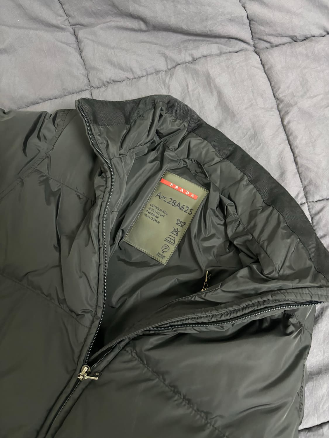 프라다 스포츠 다운 패딩 자켓 상품이미지3