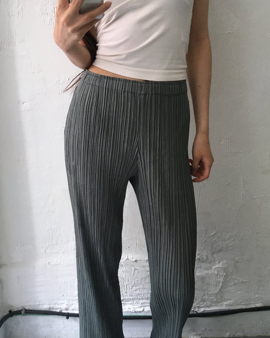 PLEATS PLEASE 플리츠플리즈 그레이 플리츠 팬츠 상품이미지3