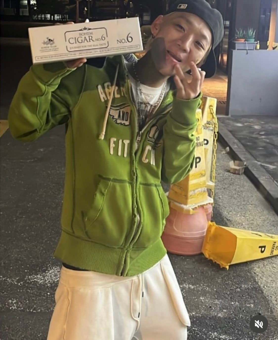 양홍원 아베크롬비 후드집업 상품이미지1