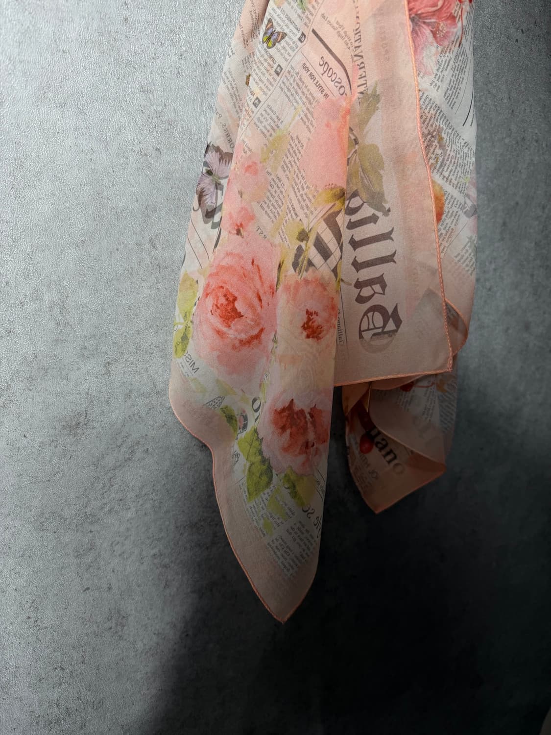 존갈리아노 실크 스카프 상품이미지6