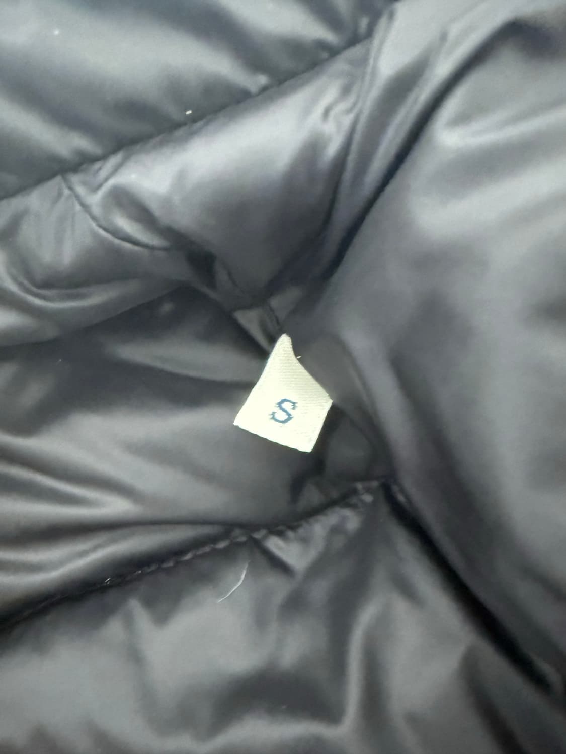 몽클레어 블랙 니트패딩 상태 s급 급처 상품이미지5