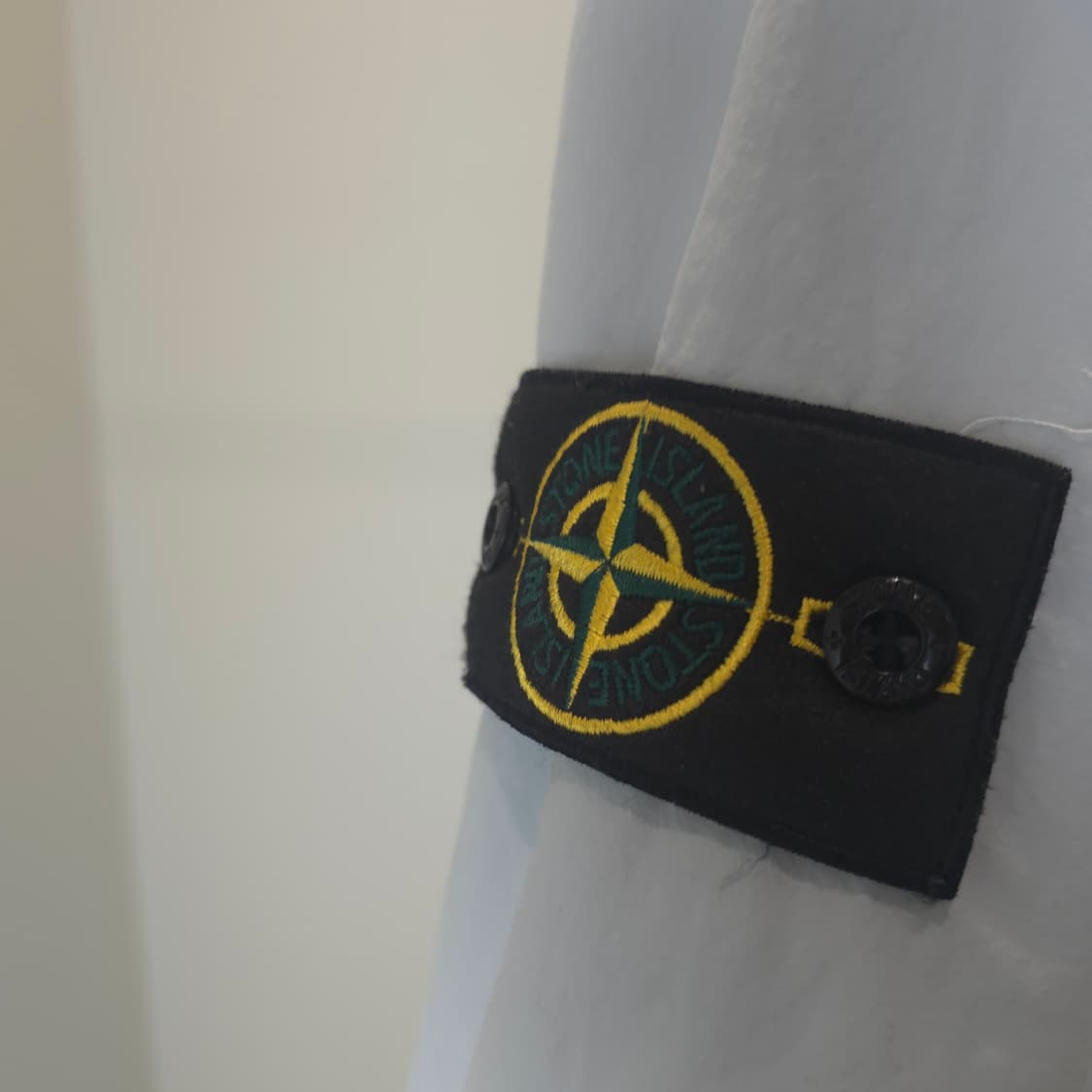 [중고/정품] 스톤아일랜드 나슬란 오버셔츠 라이트그레이 상품이미지3