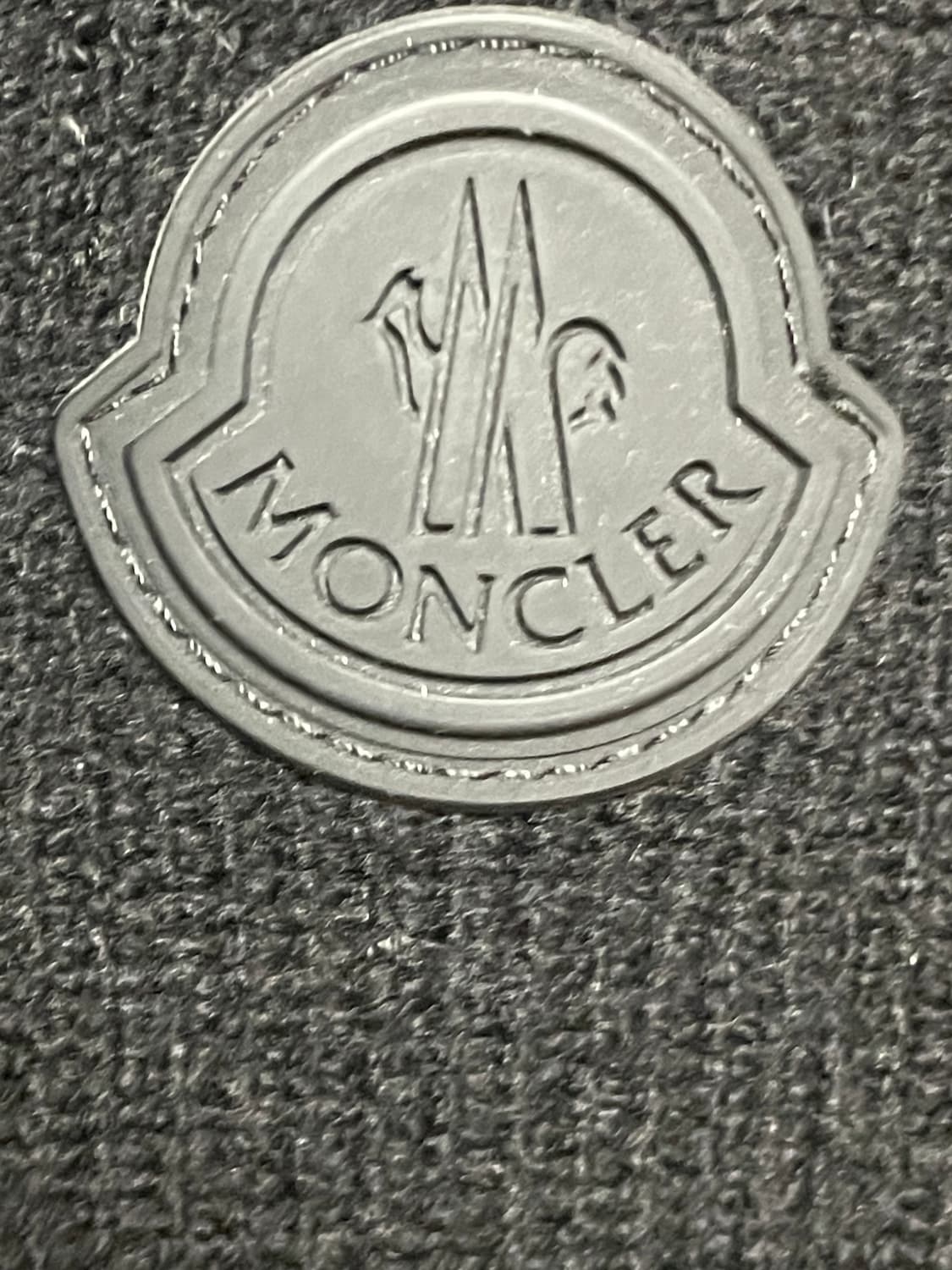 [ S / 새상품급 ] 몽클레어 후드 니트패딩 몽클라 니트패딩 블랙  상품이미지4