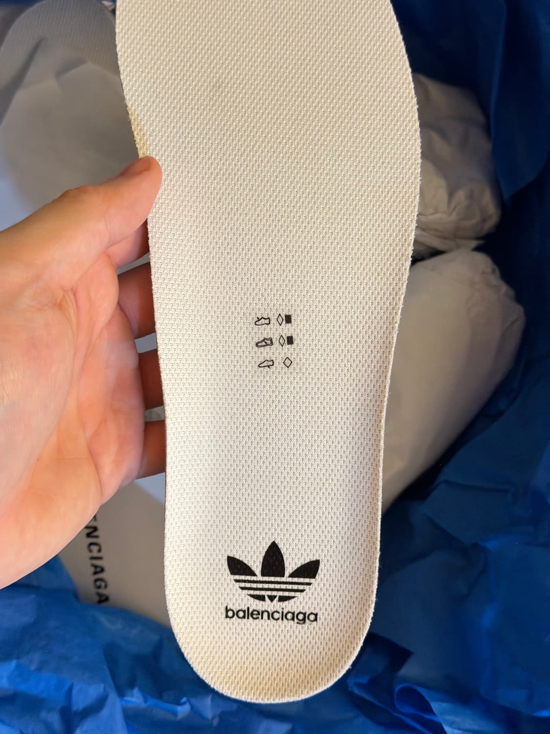 (44) 발렌시아가 아디다스 트리플s 상품이미지4