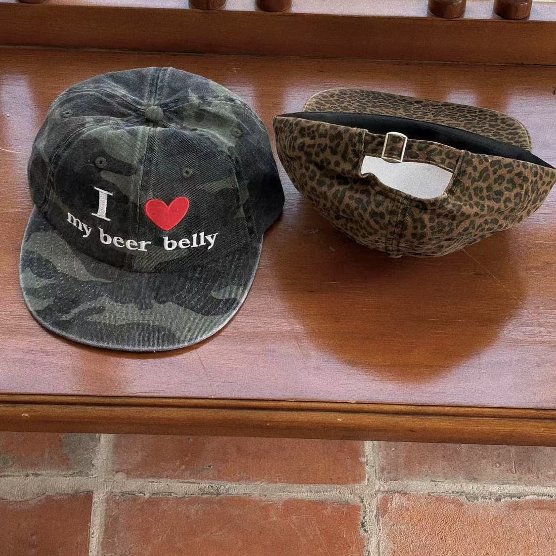 레오파드 레터링 자수 일차챙 볼캡 상품이미지10