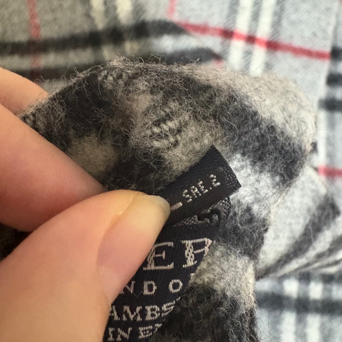 계좌 쿨거 1.0 할인 ) 버버리 램스울 머플러 상품이미지4