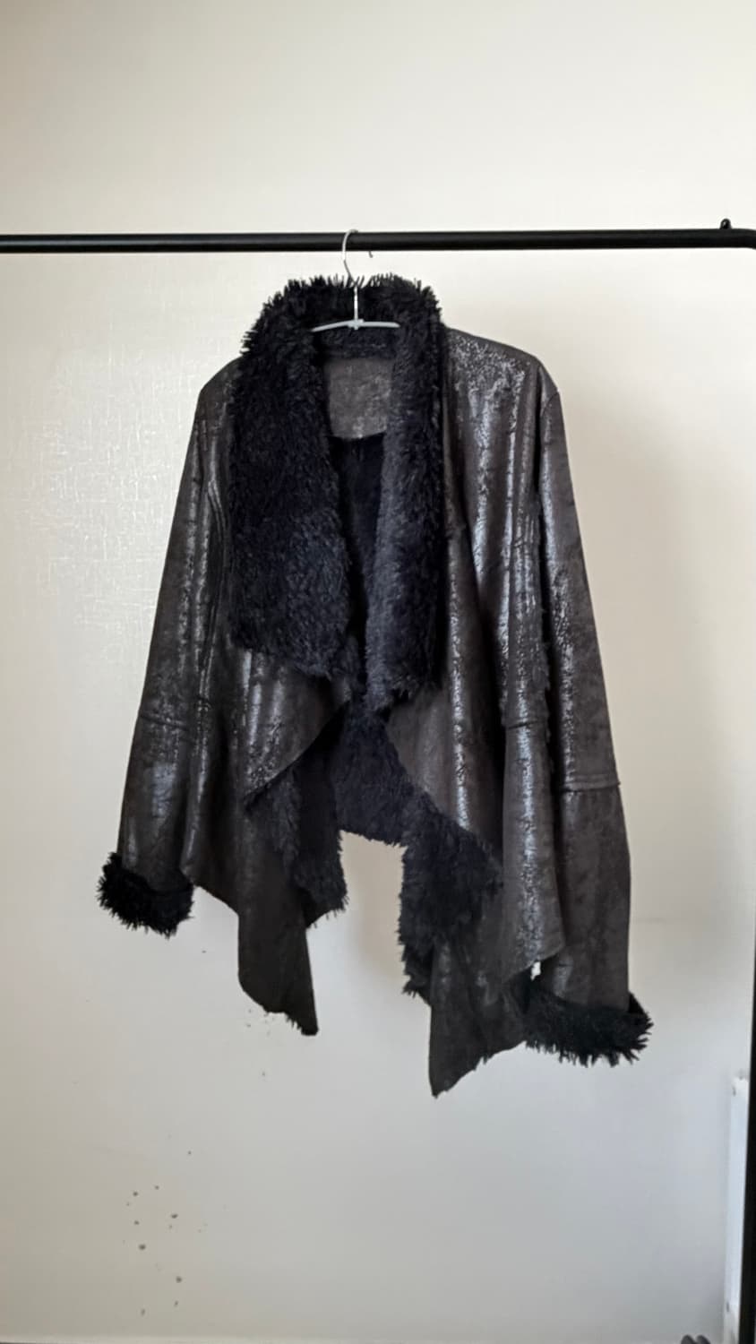 V kei black fur drape jacket 상품이미지1