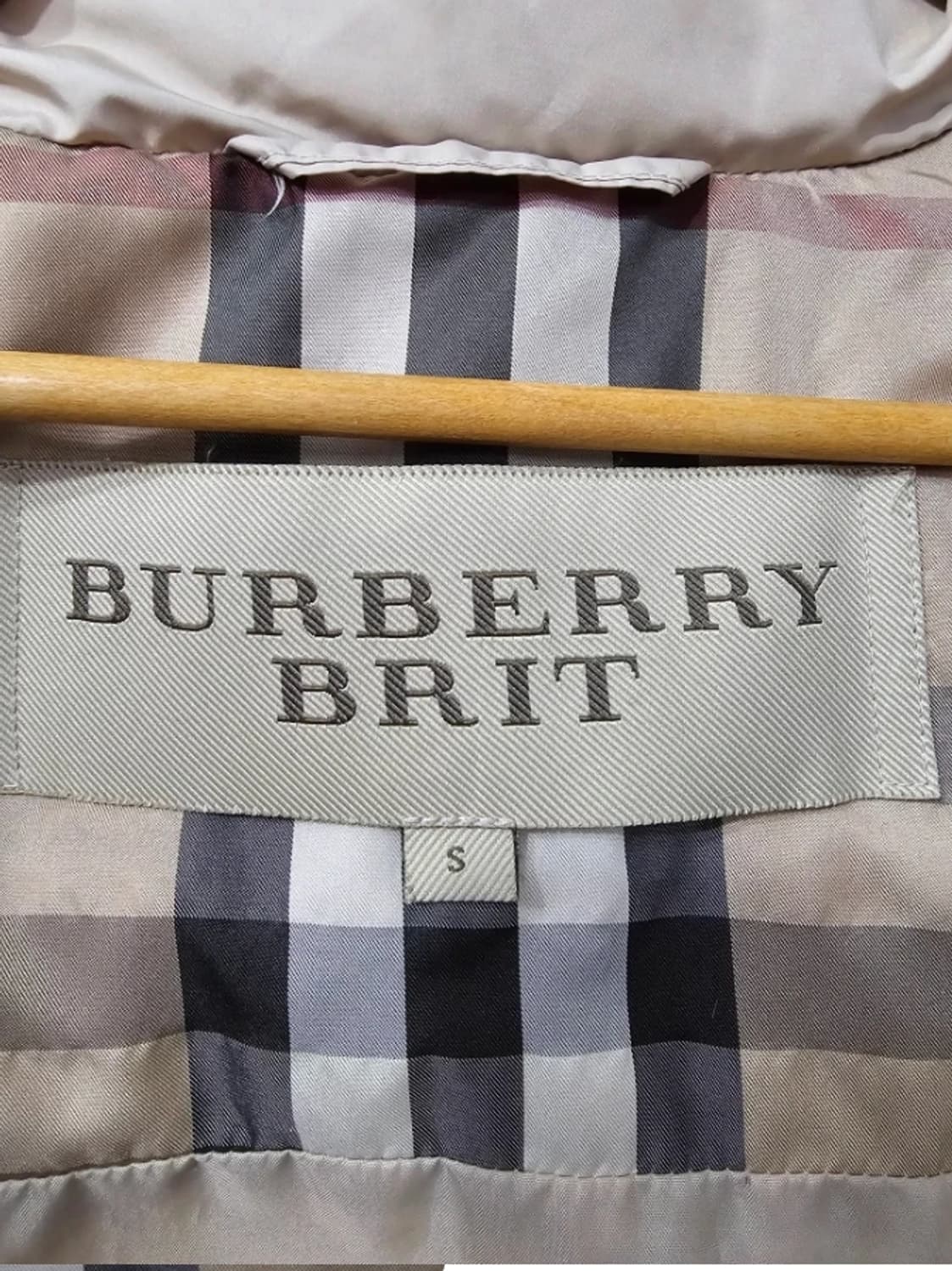 정품 버버리 브릿 여성 패딩 코트 ~55반 상품이미지8