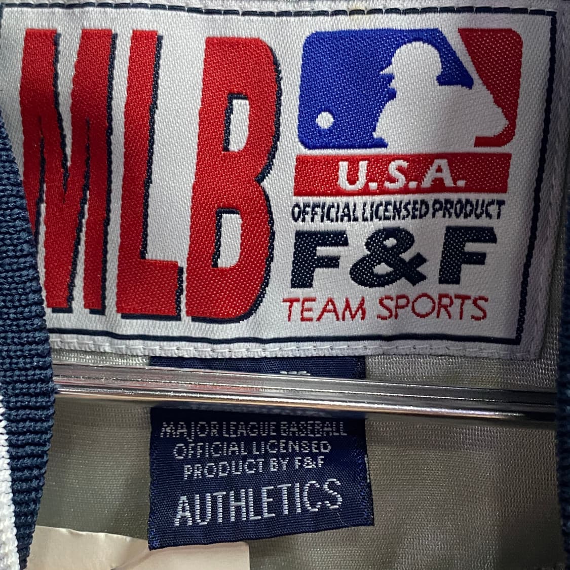 MLB 양키스 실버 새틴 바시티 자켓 B2822 상품이미지4
