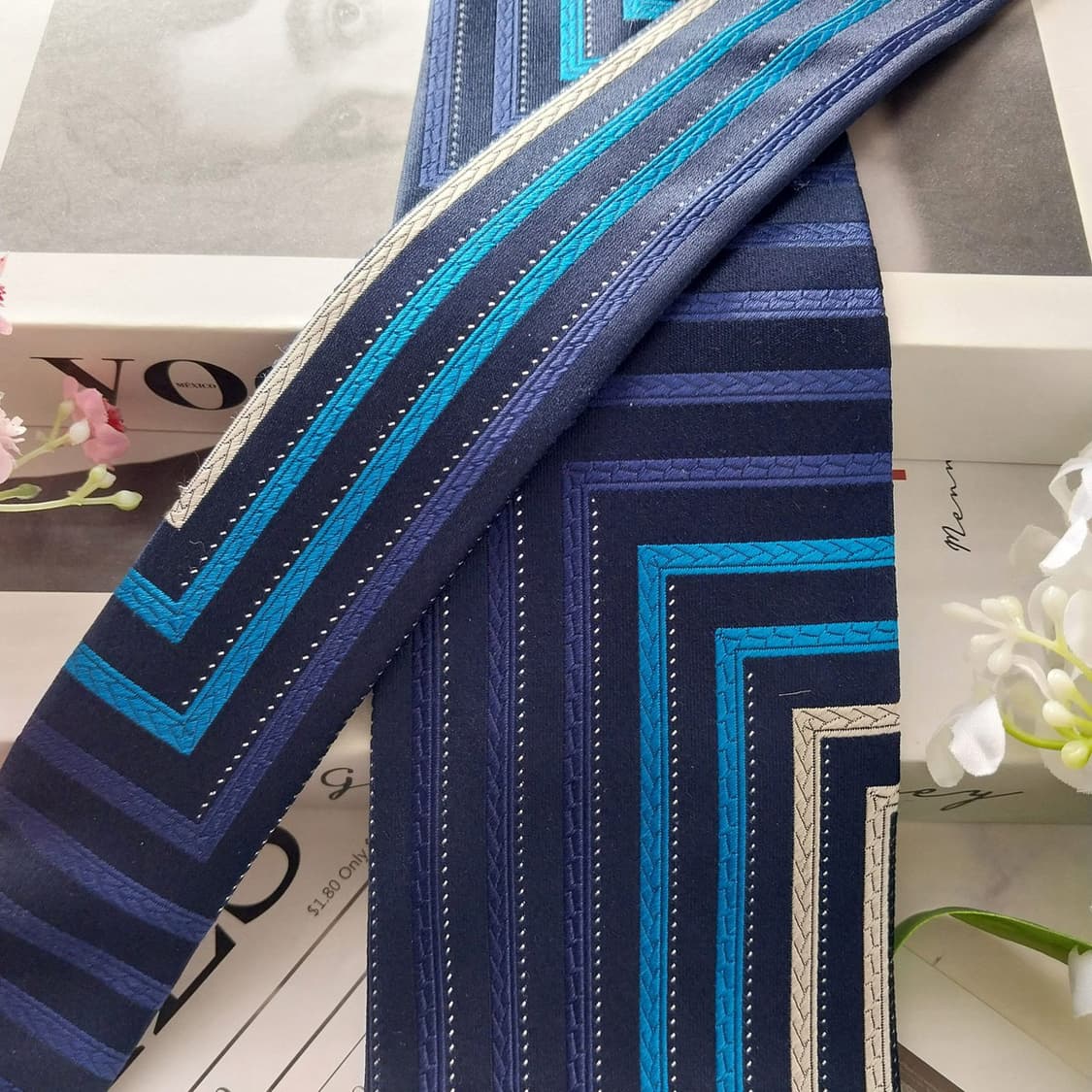 메트로시티 실크 네이비 스트라이프 넥타이 9cm A+등급 K1979 상품이미지3