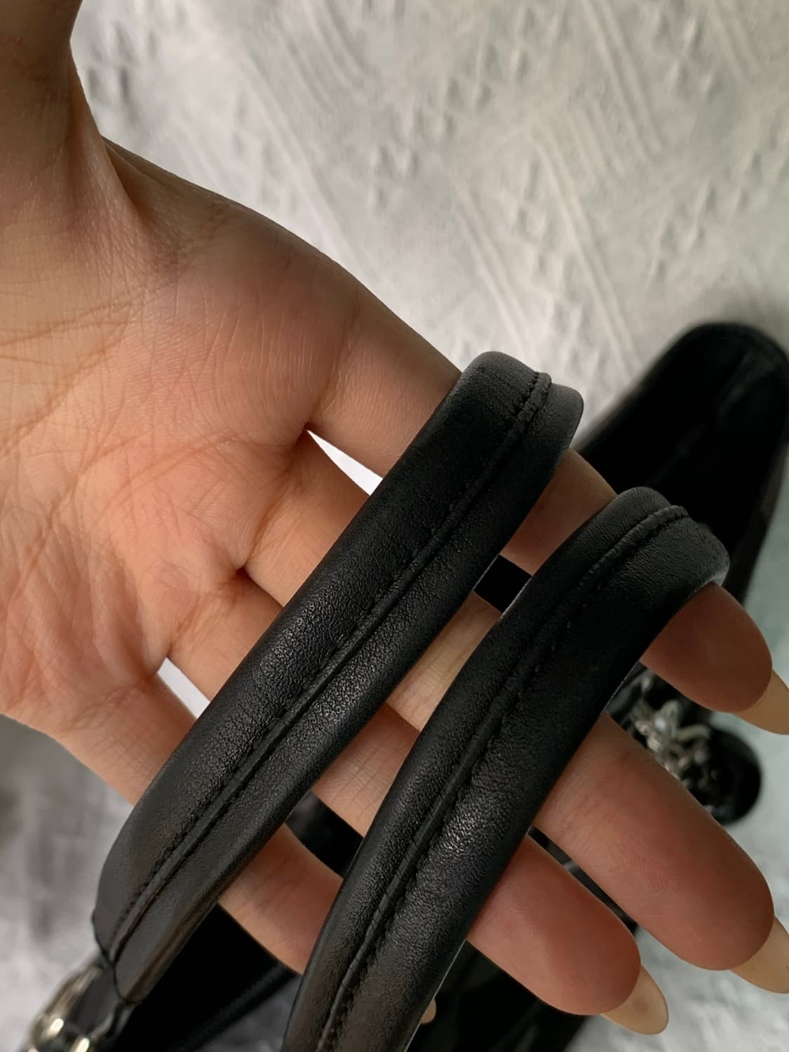 희귀 S급 🖤 Coach 올블랙 숄더백 상품이미지4