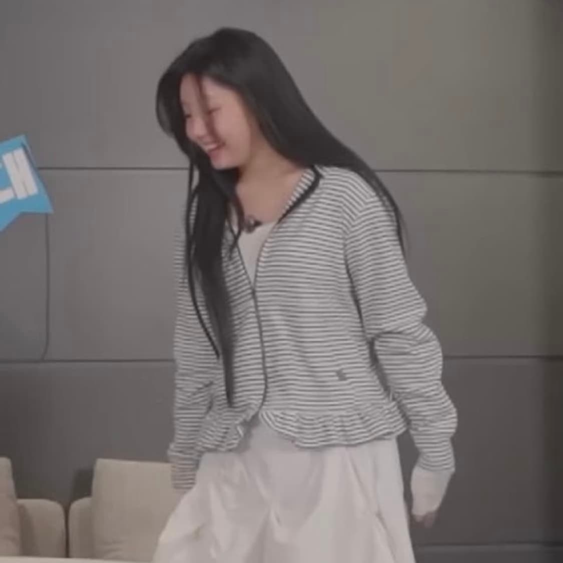 (아일릿 원희 착용) 노컨텐츠 스트라이프 프릴 후드집업 코이세이오 지초이 상품이미지2