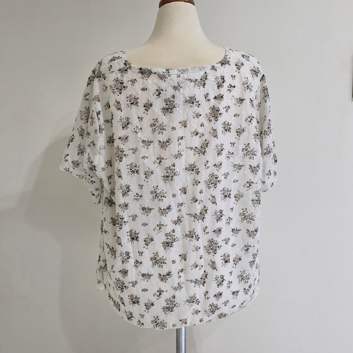 레이어드st 화이트 모리걸 로즈레이스 블라우스 상품이미지4