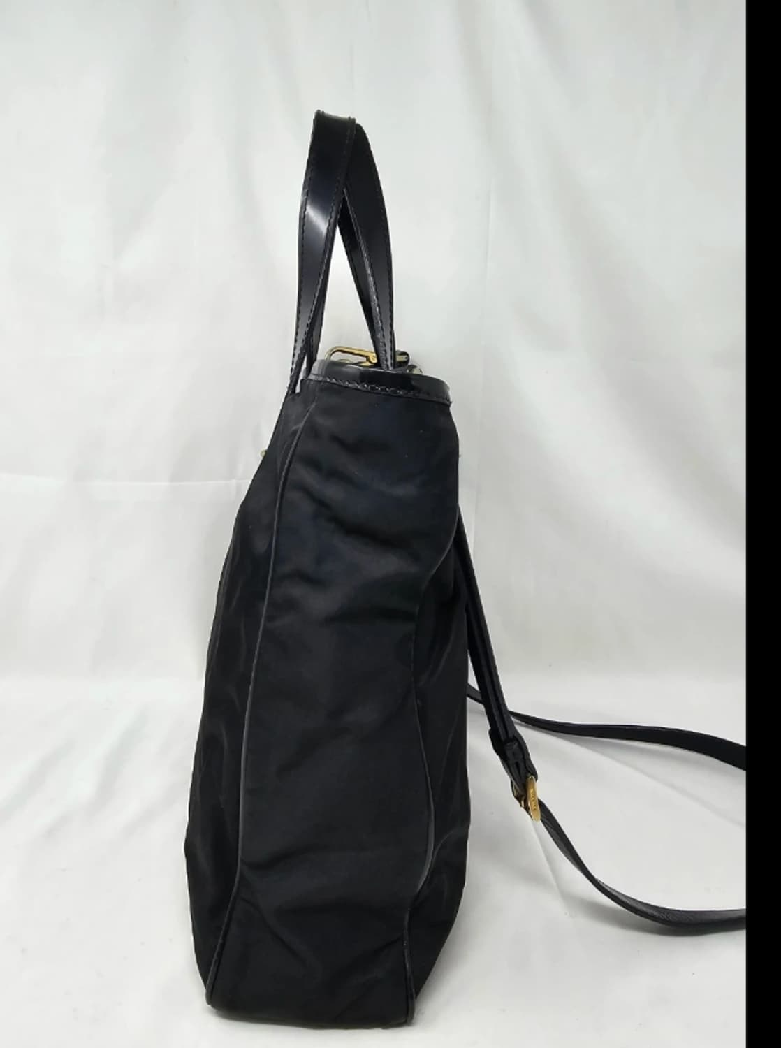 정품 프라다 블랙 나일론 숄더백 상품이미지4