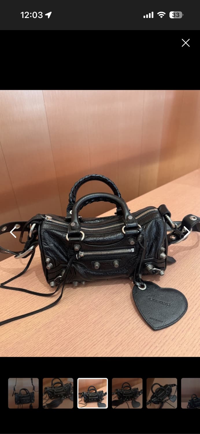 발렌시아가 미니 더플백 블랙색상 구해영 상품이미지2