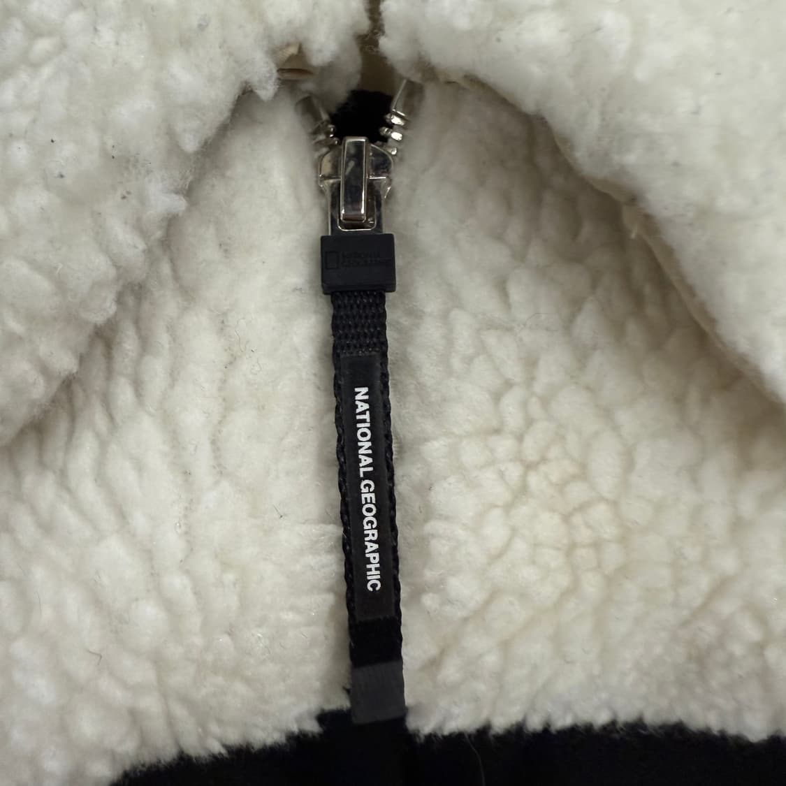 [정품/M] 내셔널지오그래픽 흰색 뽀글이 플리스 자켓 b15 상품이미지8