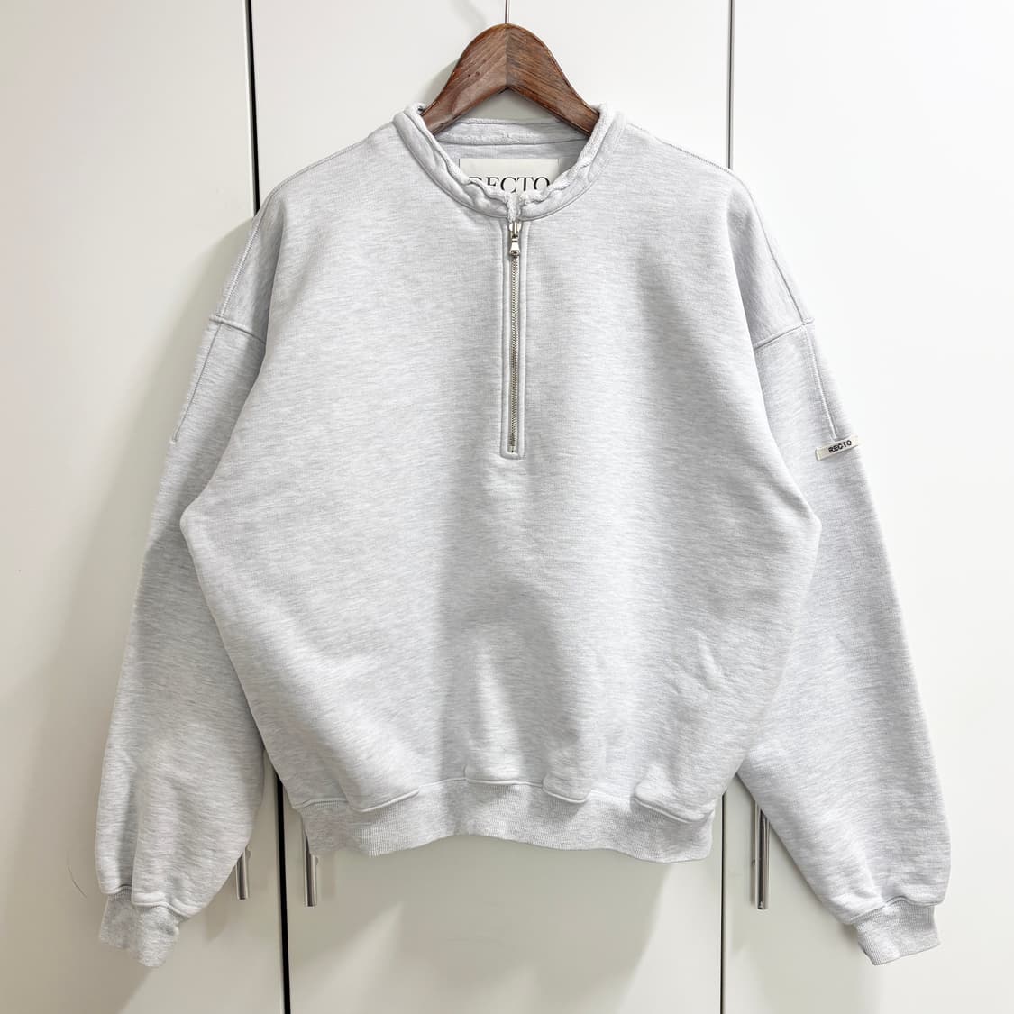 Recto 엣지카라 하프집업 스웨트셔츠 상품이미지4