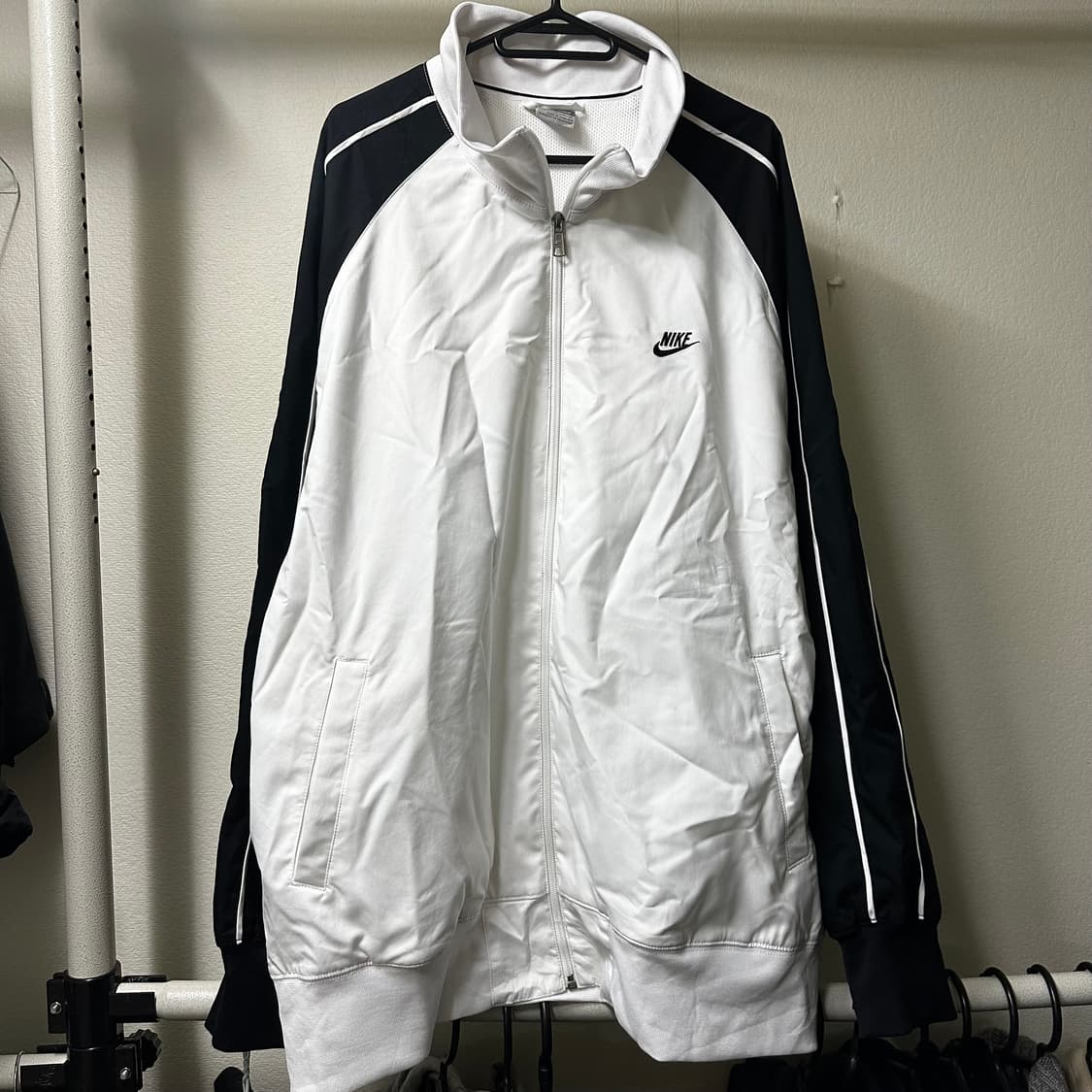 나이키 범고래 바람막이 상품이미지3