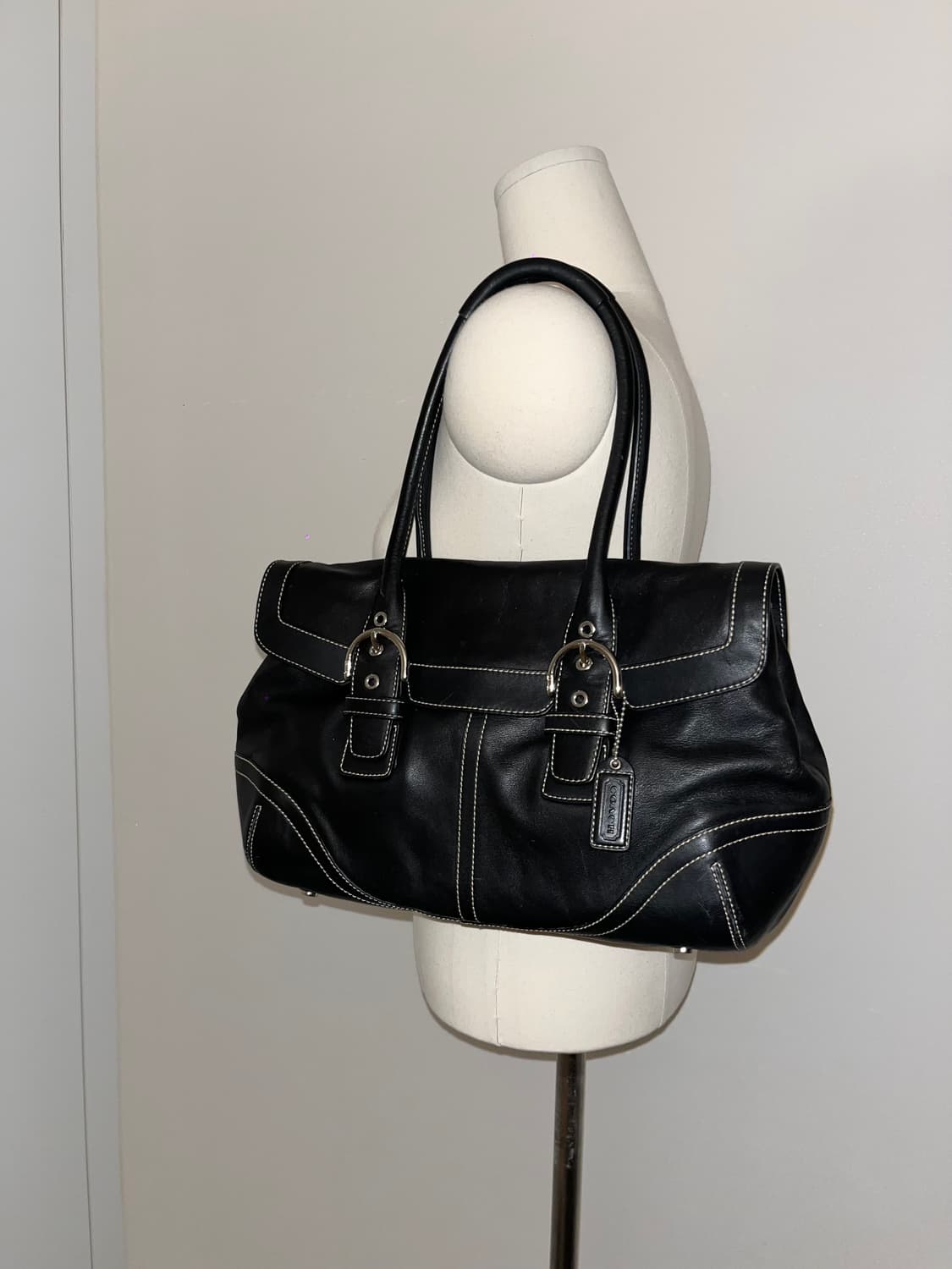 📦 2000y2k Coach Allblack shoulder bag 상품이미지2