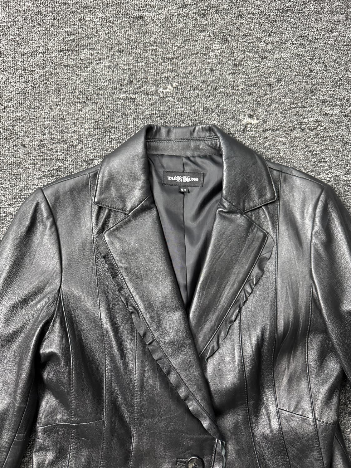 TAE KYOUNG 프릴 레더 자켓 상품이미지2