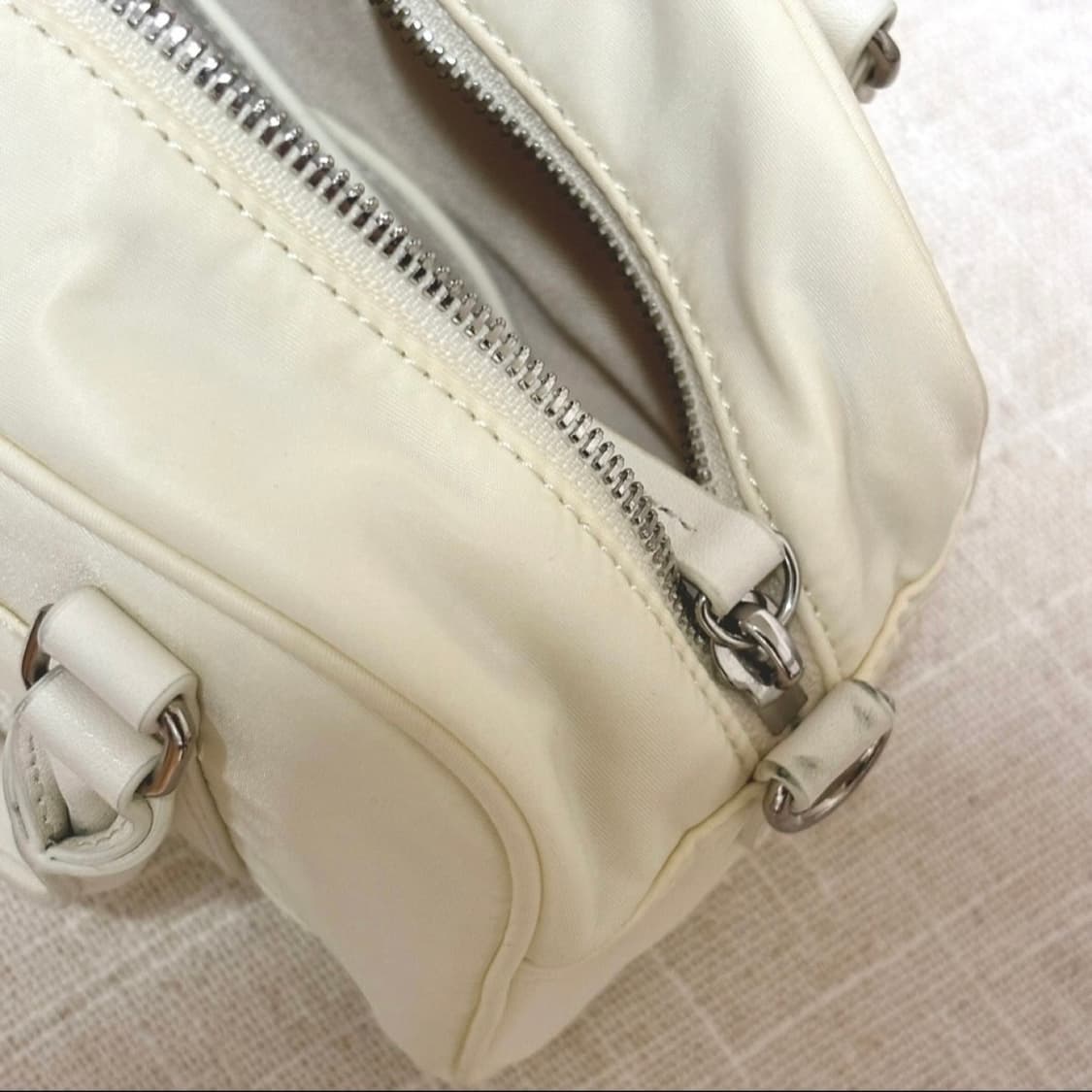 마뗑킴 SPORTY TOTE BAG 베이비 스포티 토트백 아이보리 상품이미지4