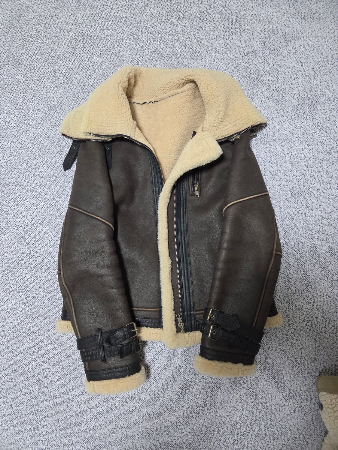 신흥사(광희시장) 버버리 프로섬 무스탕 105사이즈 상품이미지1