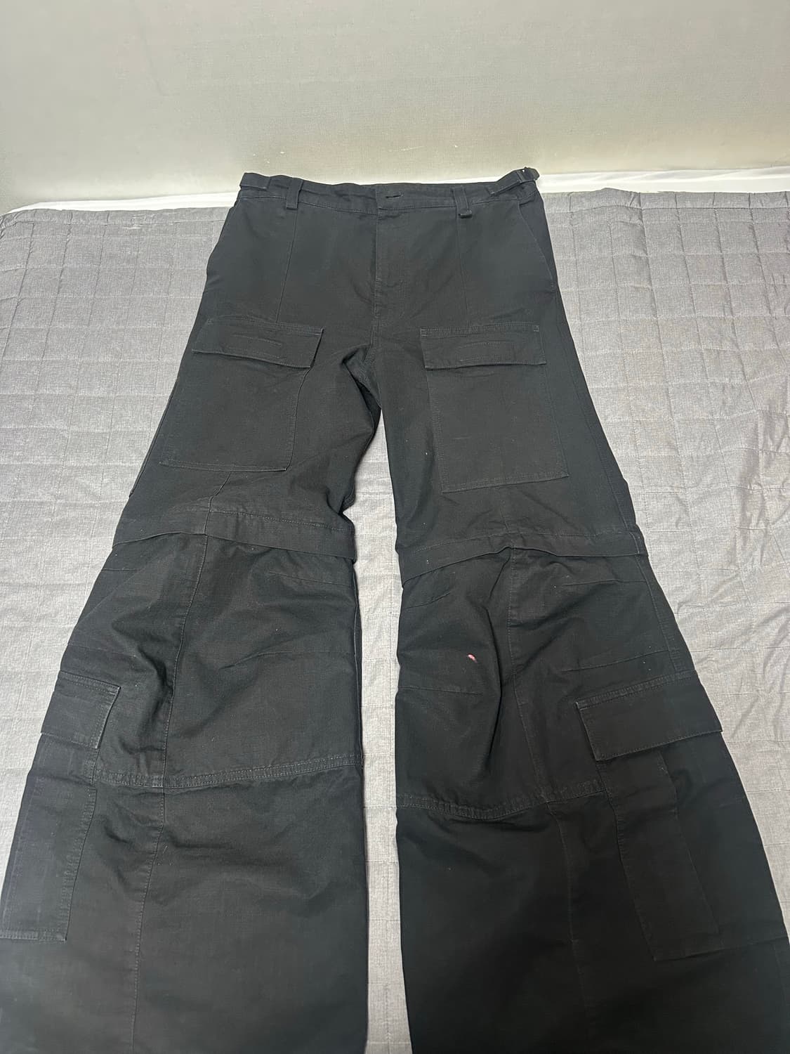 [S] 발렌시아가 립스탑 플레어 카고 팬츠 블랙 상품이미지1