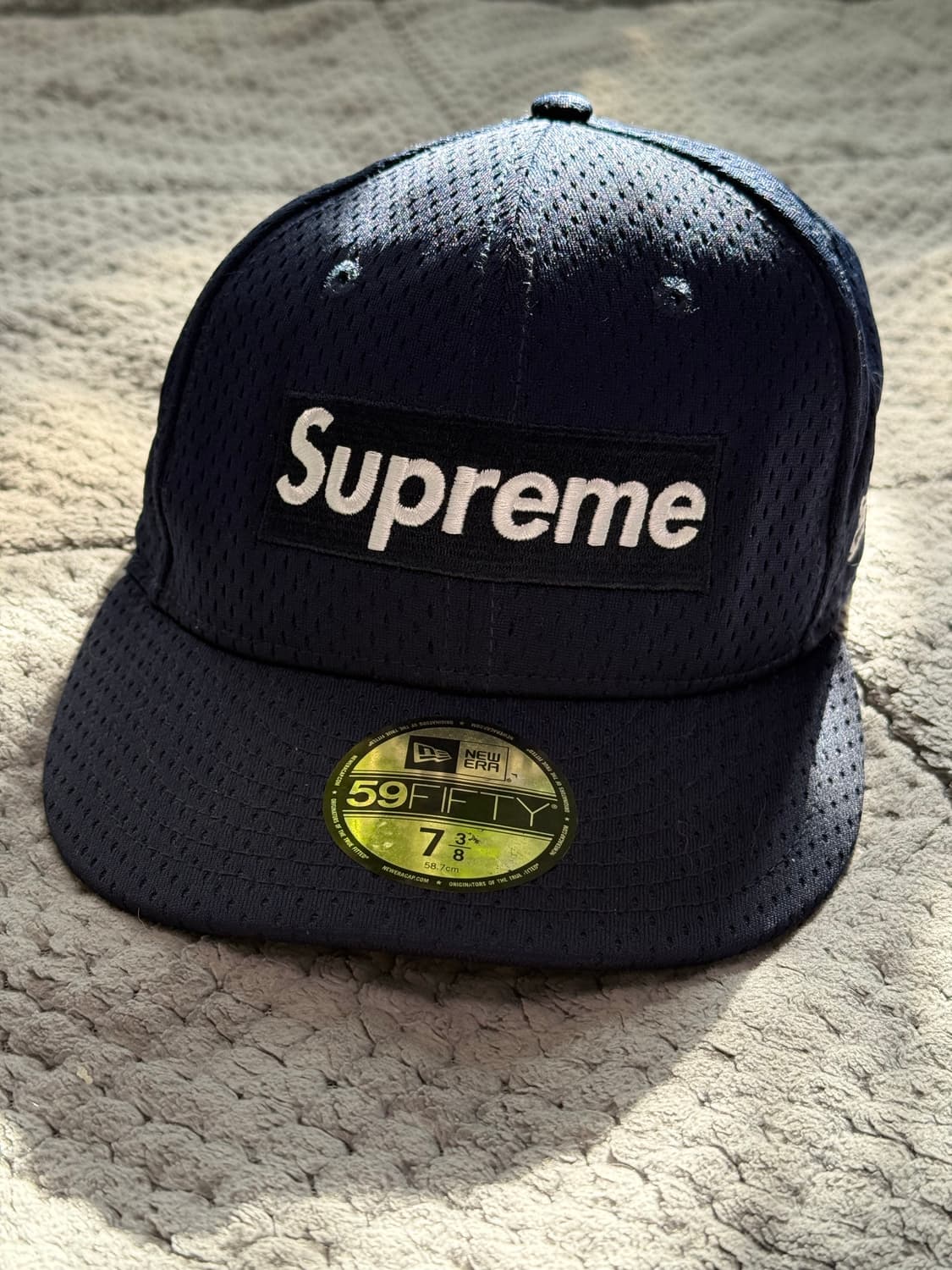 슈프림 뉴에라 캡 상품이미지1