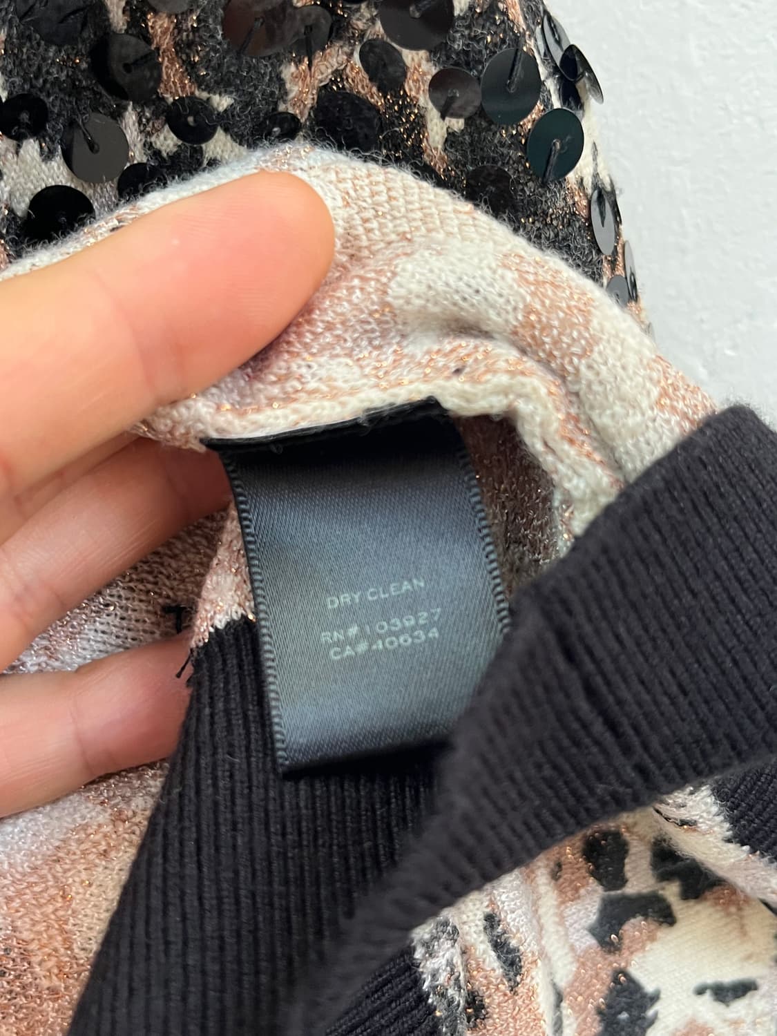 Marc Jacobs 마크제이콥스 레오파드 스팽글 니트 M 상품이미지4