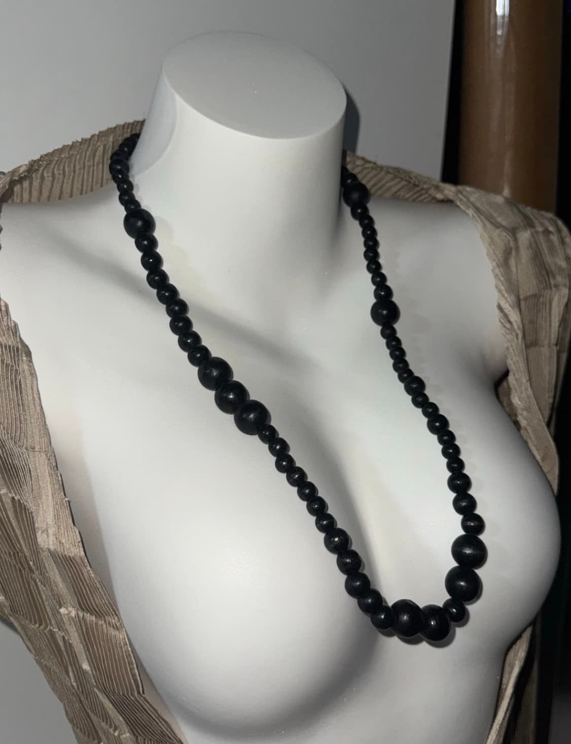 Midnight orbit Necklace 검정 염주 목걸이 상품이미지2