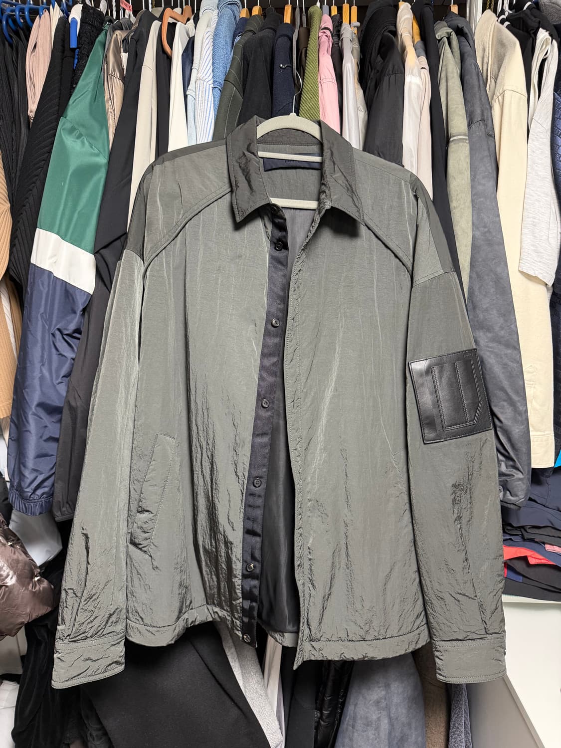 [48] 준지 22fw 패딩 셔츠 그레이 상품이미지1