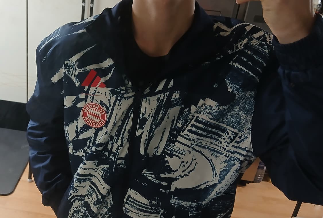 "아디다스 바이에른 뮌헨 양면 바람막이 L  상품이미지4