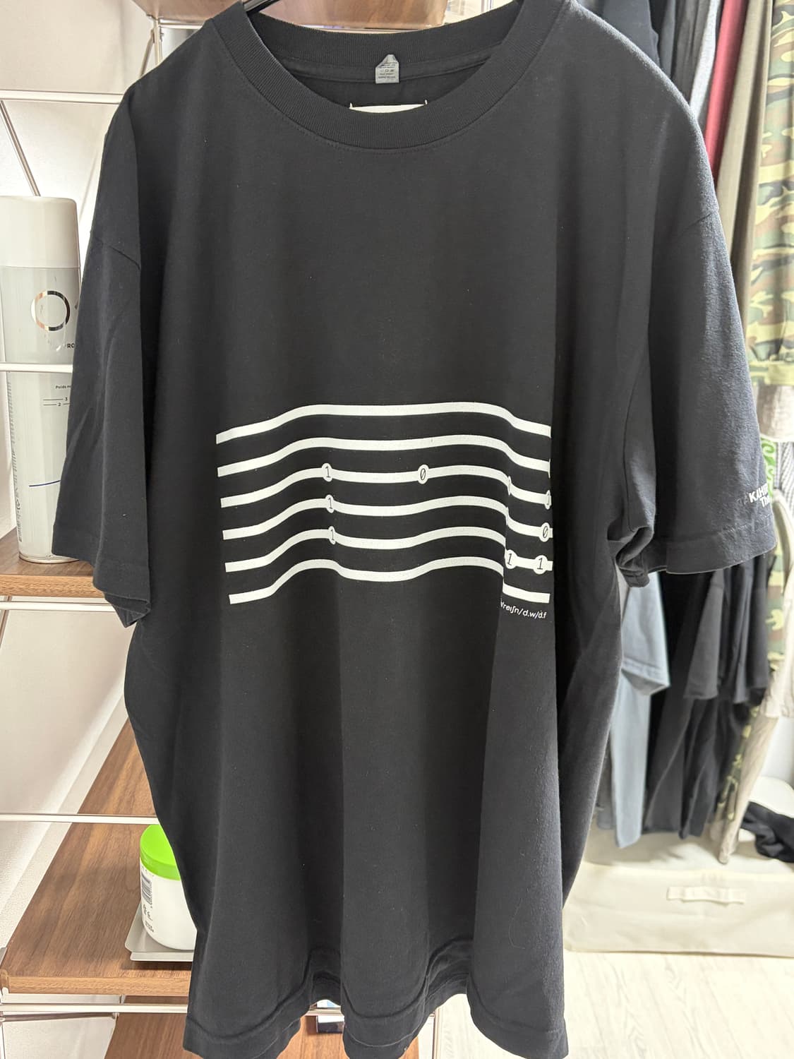 솔로이스트 티셔츠 새제품 팝니다 상품이미지1