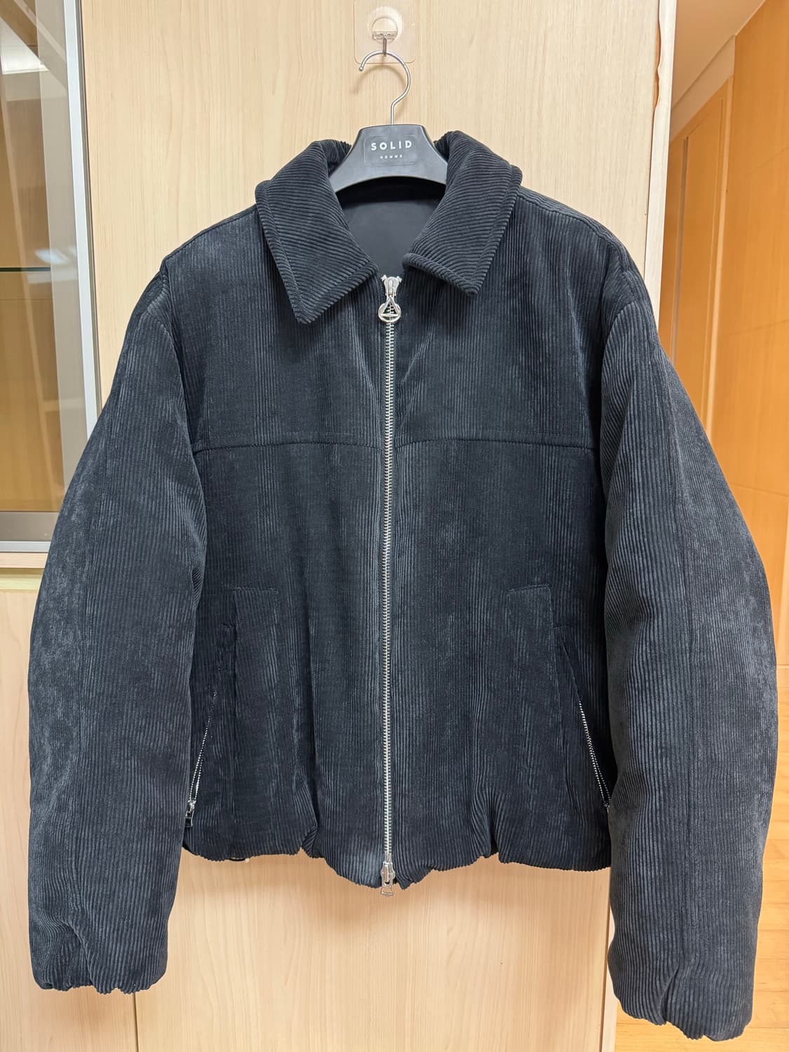 솔리드옴므 24fw 코듀로이 패딩 48 블랙 상품이미지1