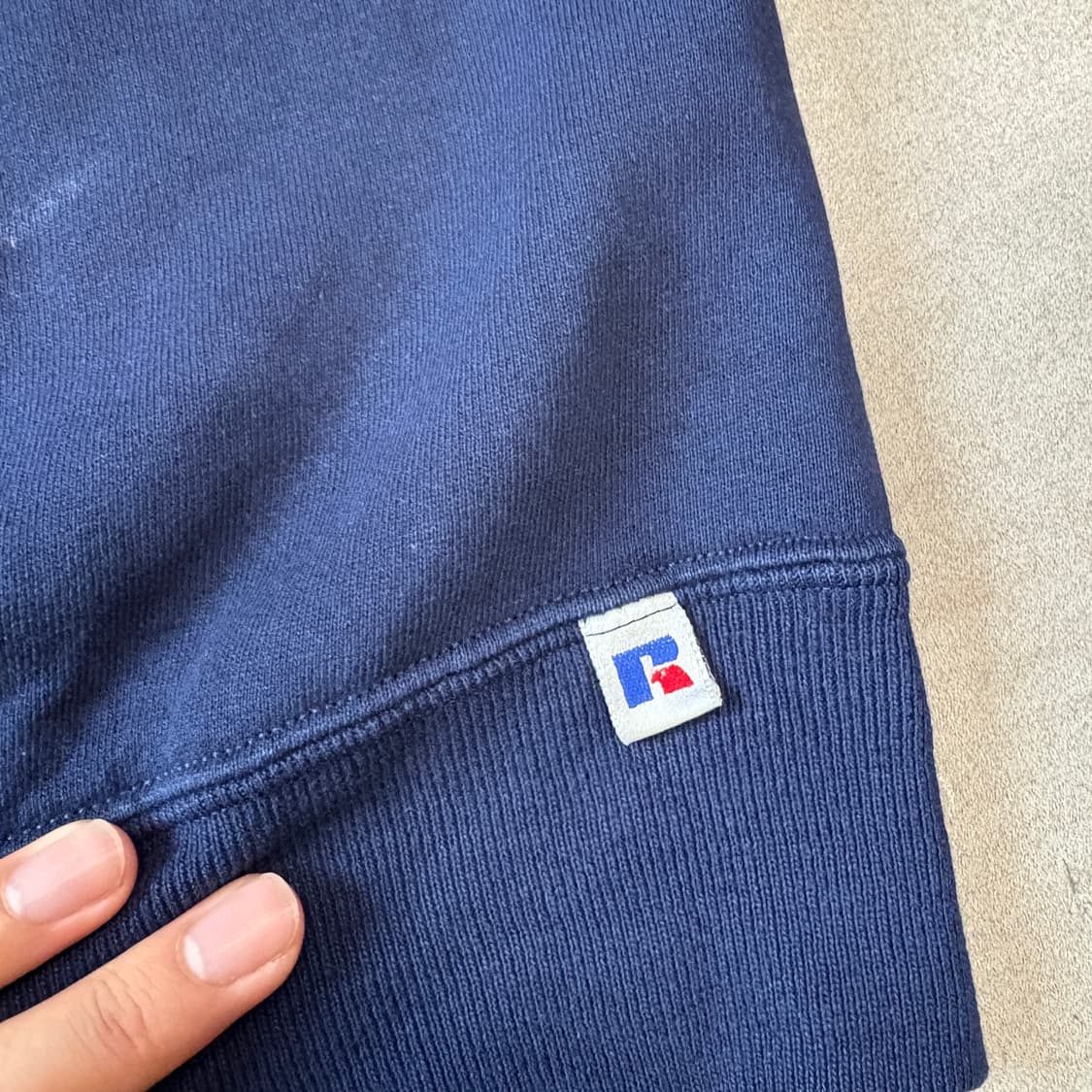 90년대 미국 생산 러셀 블랭크 썬 페이딩 네이비 스웻셔츠  상품이미지8