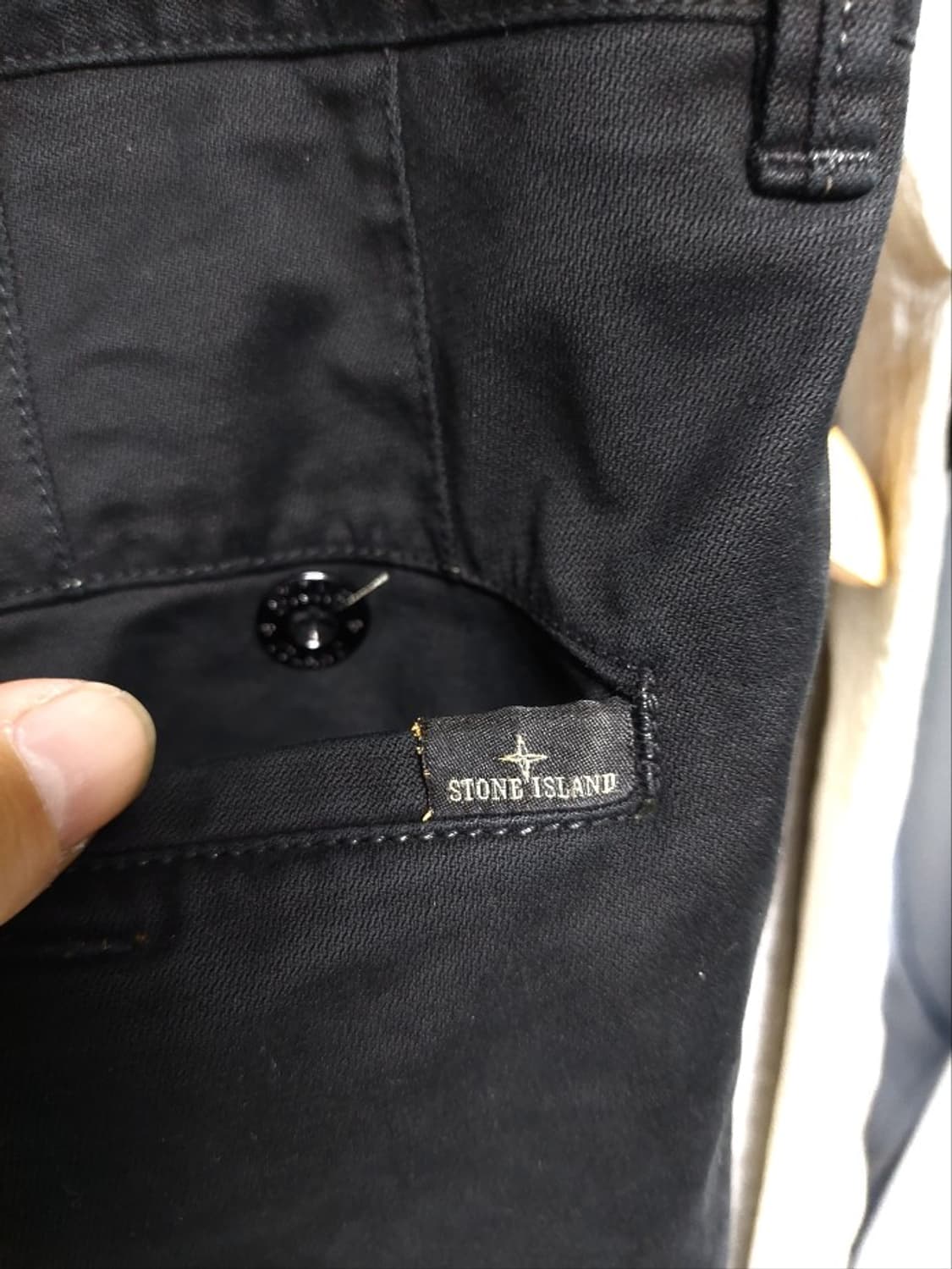 스톤아일랜드 블랙 남성 면바지 w32 백화점판 상품이미지4
