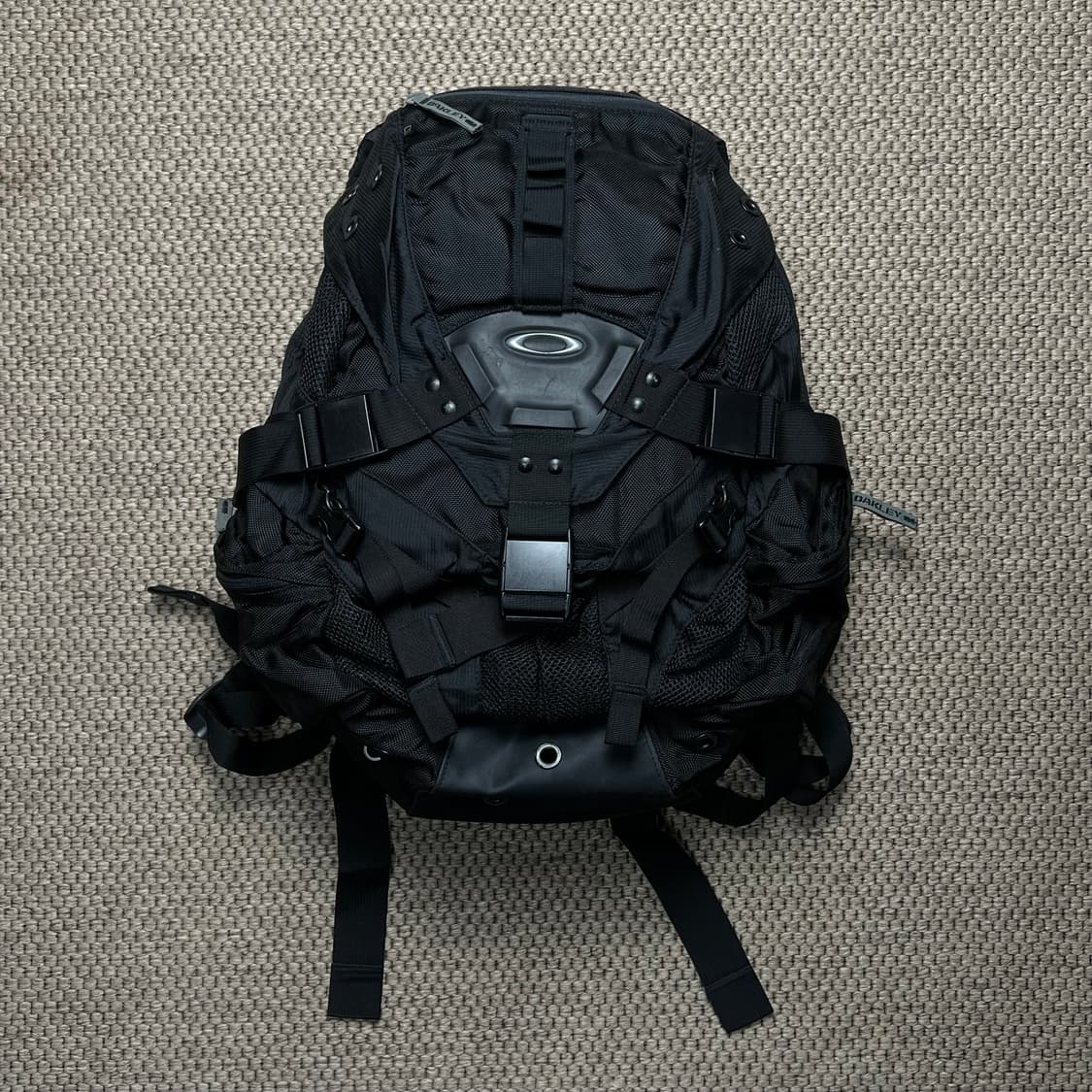 오클리 아이콘 백팩 3.0 상품이미지1